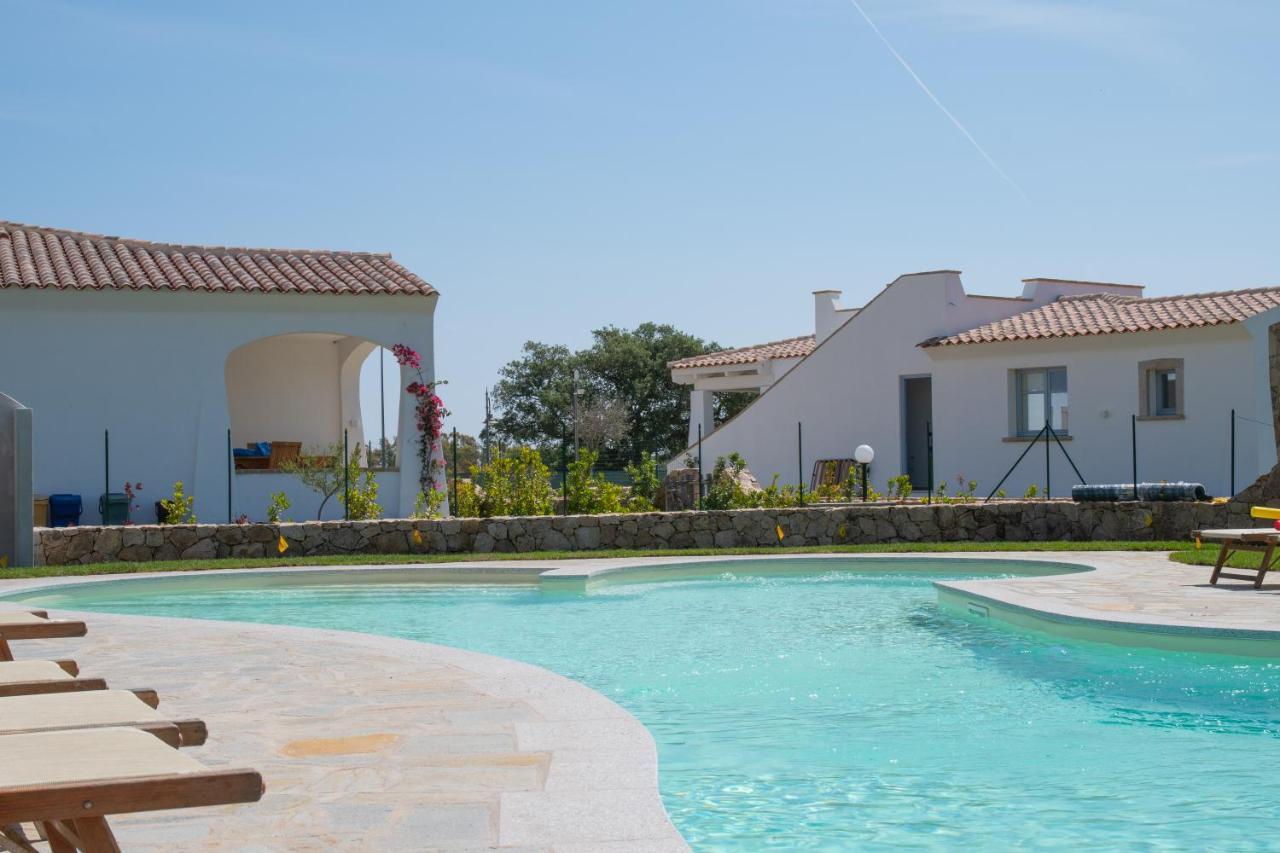 Enaja - Luxury Retreat Aparthotel Budoni Exterior photo