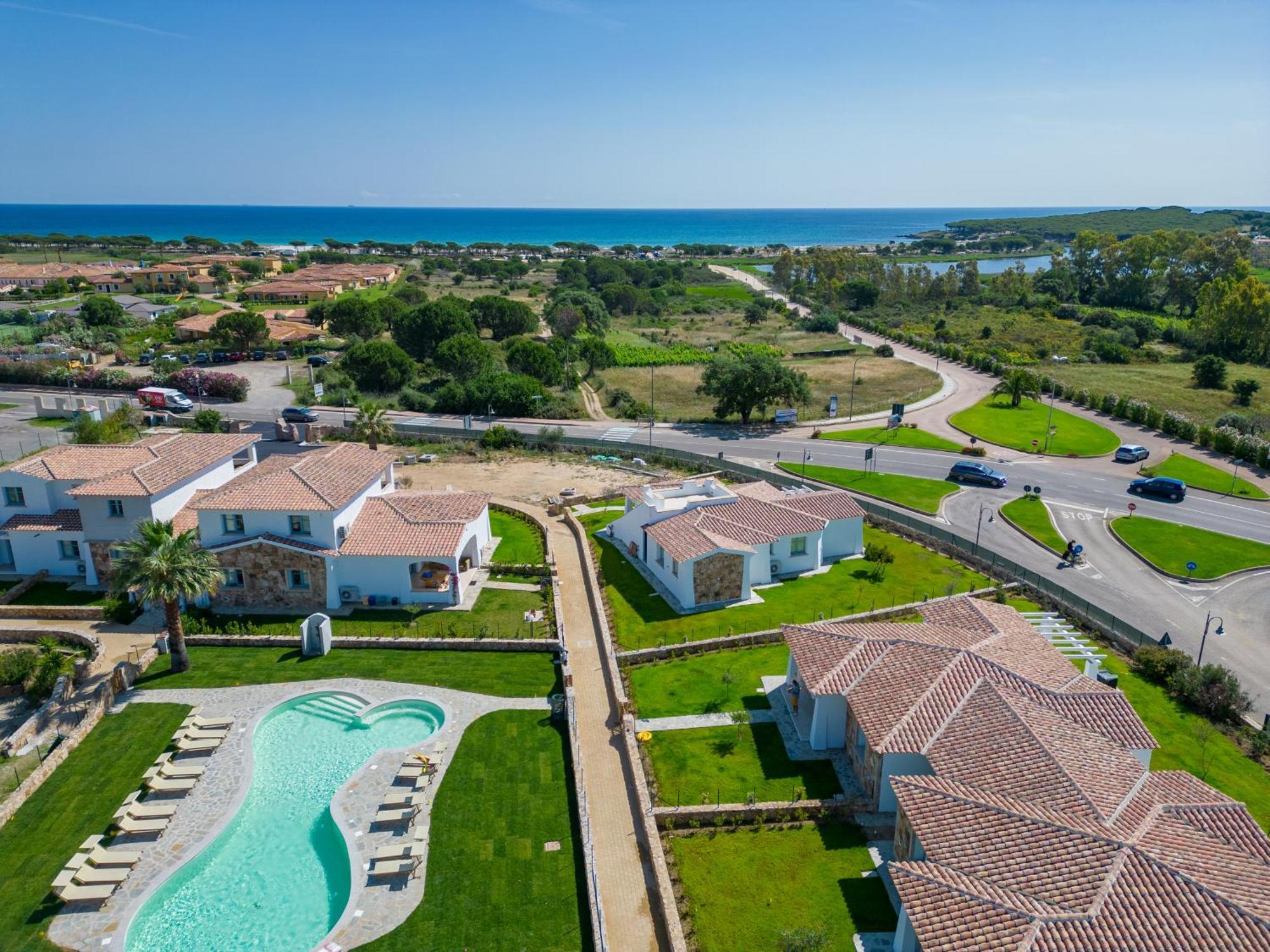 Enaja - Luxury Retreat Aparthotel Budoni Exterior photo