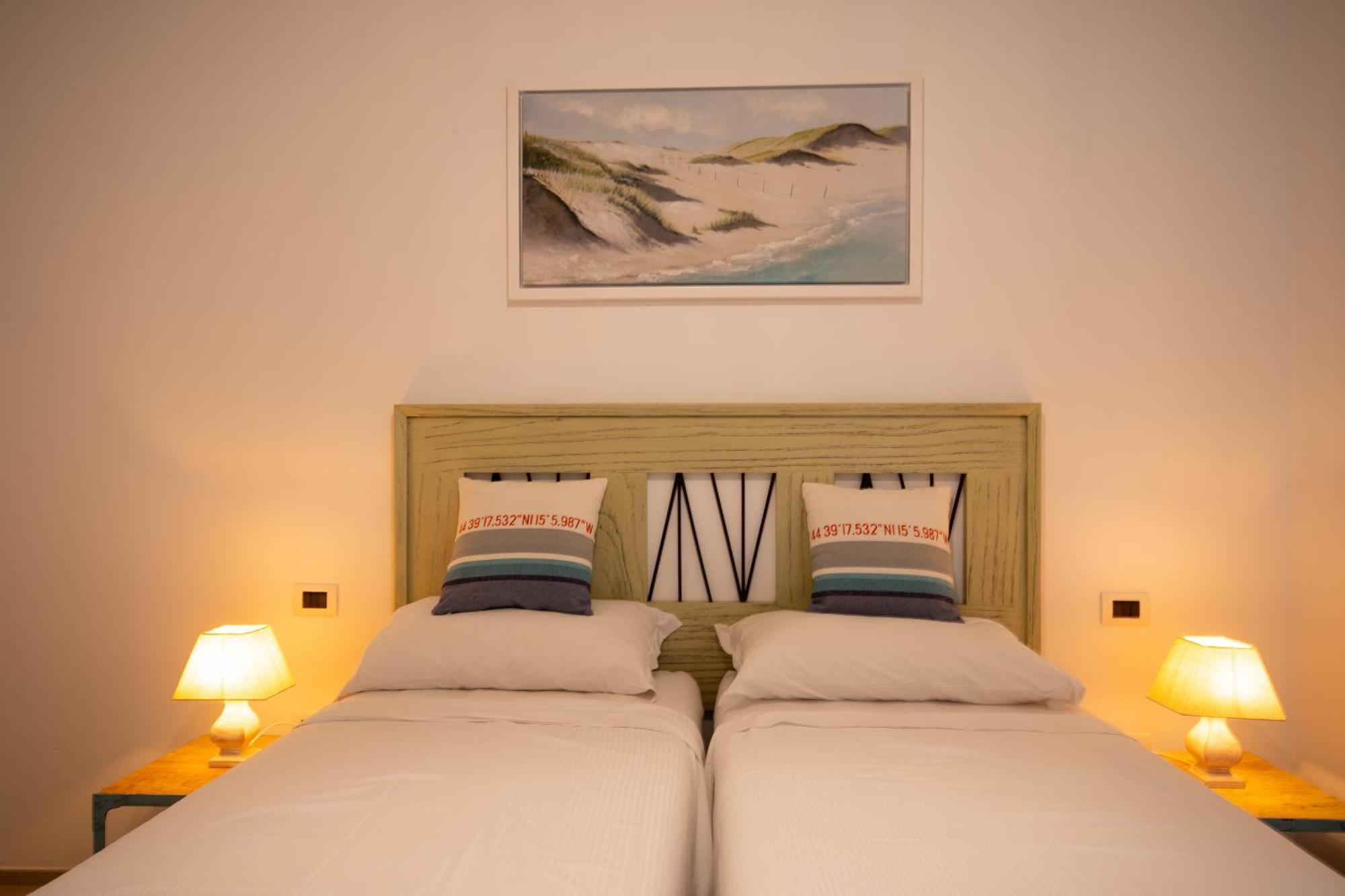 Enaja - Luxury Retreat Aparthotel Budoni Room photo